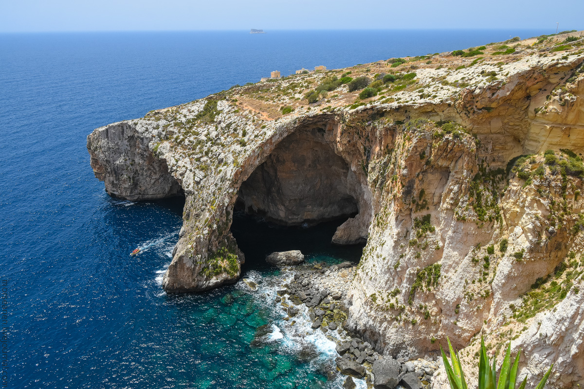 Blue-Grotto-(4)