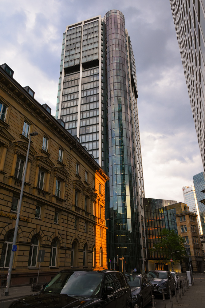 Frankfurt-Hotel-(1)