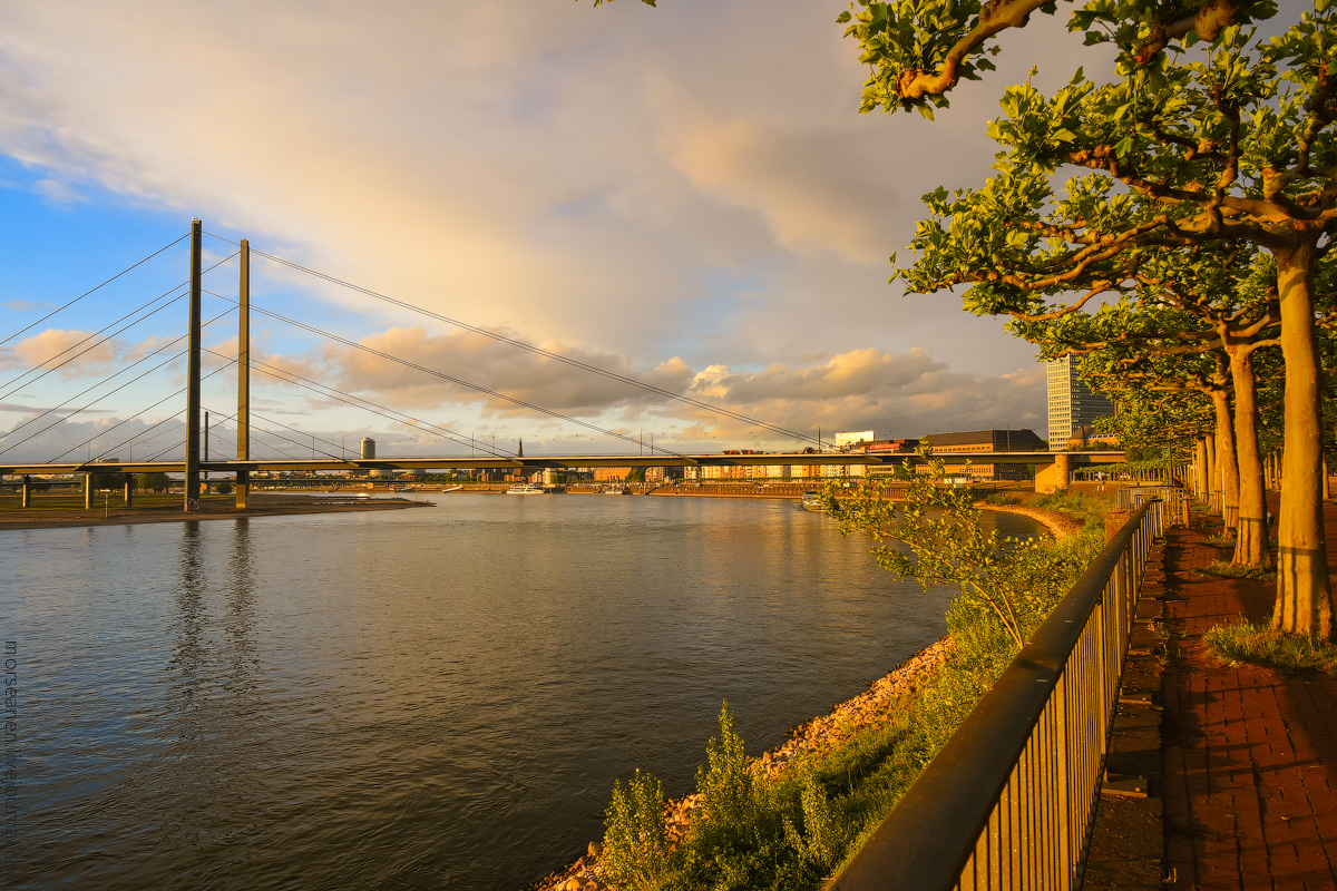 Duesseldorf-Mediahafen-(46)