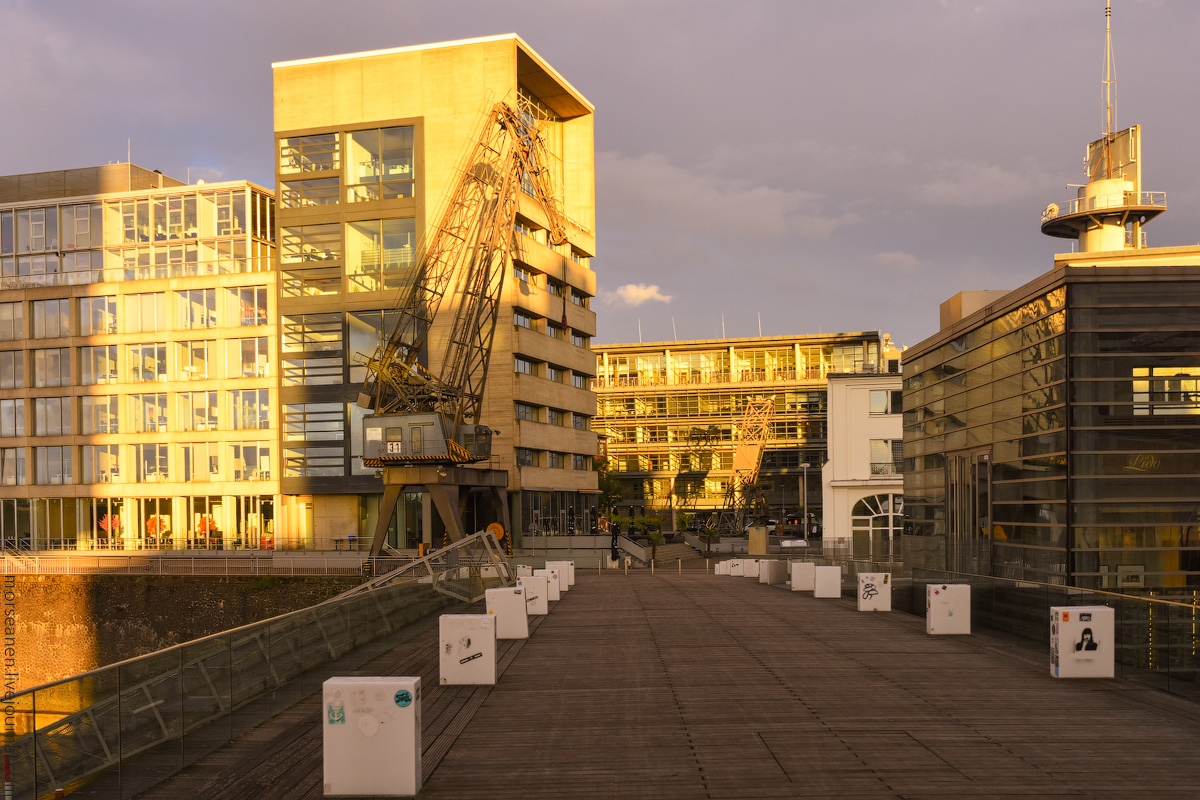 Duesseldorf-Mediahafen-(35)