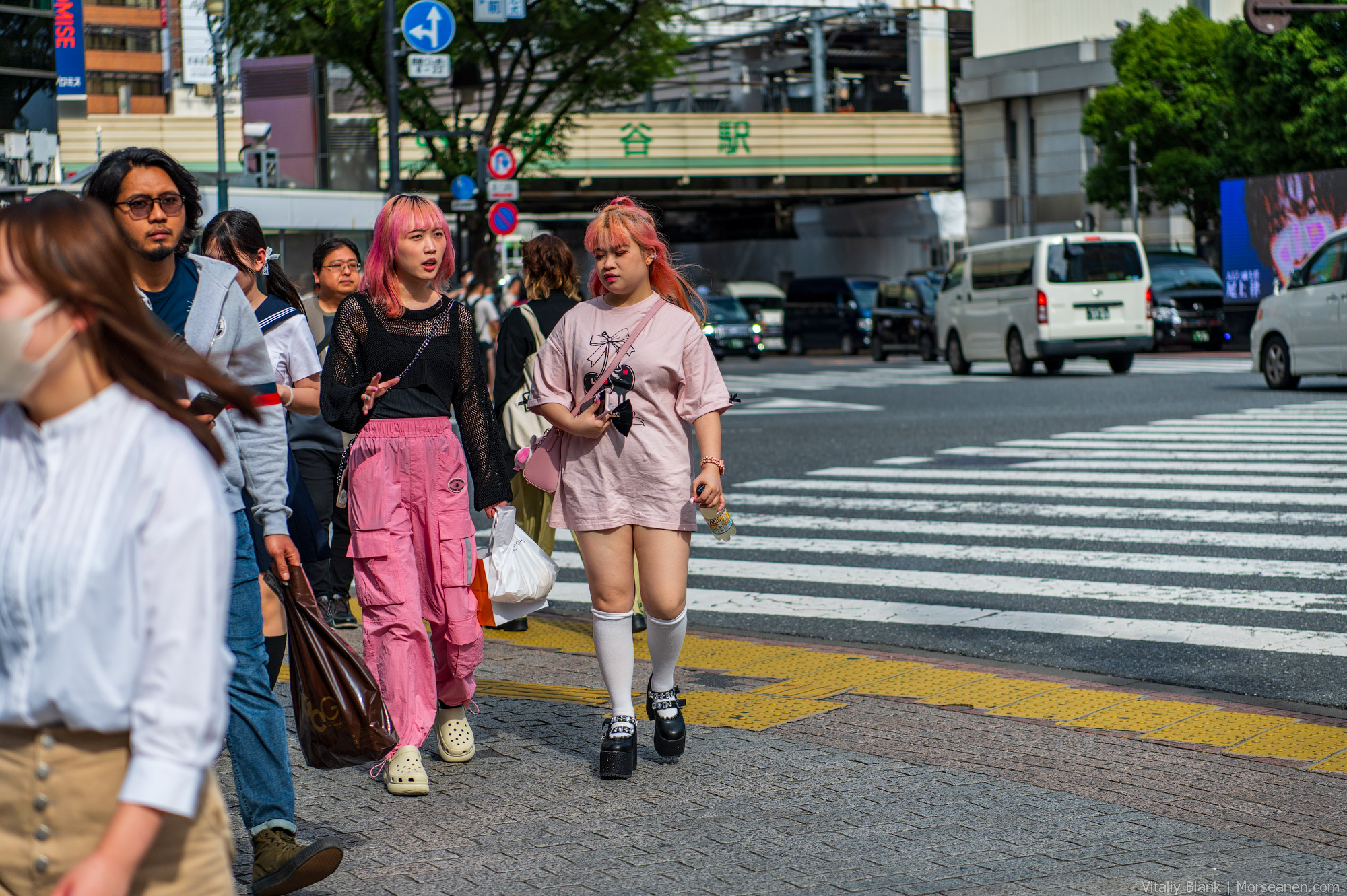 Shibuya-Scramble-(1)